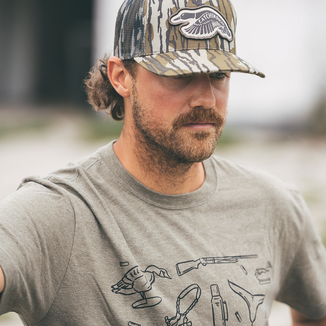 Waterfowl Essentials Tee CATCHIN' DEERS